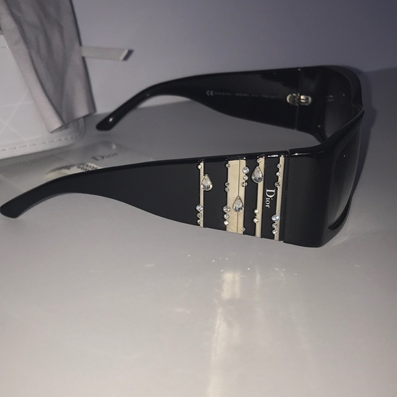 Dior Sunglasses - Picture 3 of 8